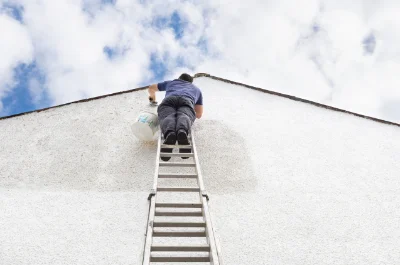 Peinture extérieure à Tresson — façades et ravalement